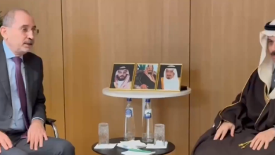 وزير الخارجية يعقد اجتماعاً مع نظيره الأردني في بروكسل