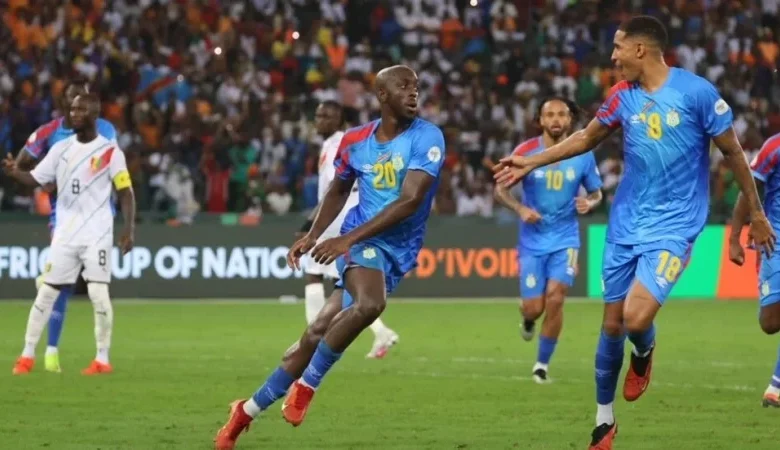 كأس أمم إفريقيا… ريمونتادا الكونغو الديمقراطية أمام غينيا تقوده للتأهل إلى نصف النهائي