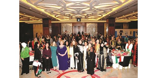 مجموعة المرأة الدولية احتفلت بالأعياد وسط أجواء تراثية