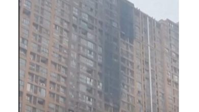 مقتل 15 وإصابة 44 شخصًا في حريق ضخم بمبنى سكني في الصين (فيديو...